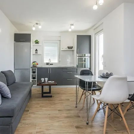 With A Parking Space - 19332 Apartment *